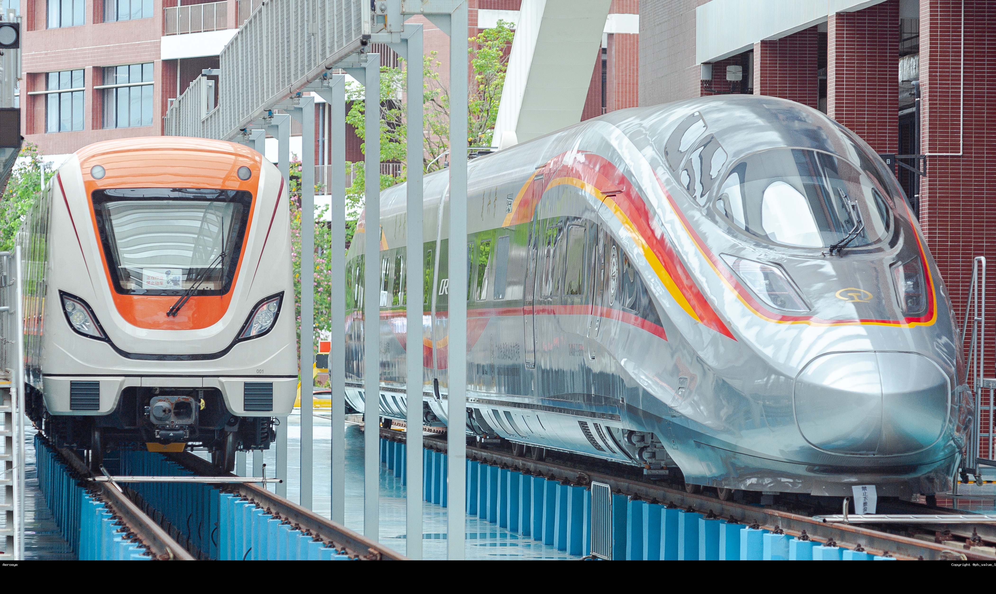 B14 001/CR400AF-GRP01