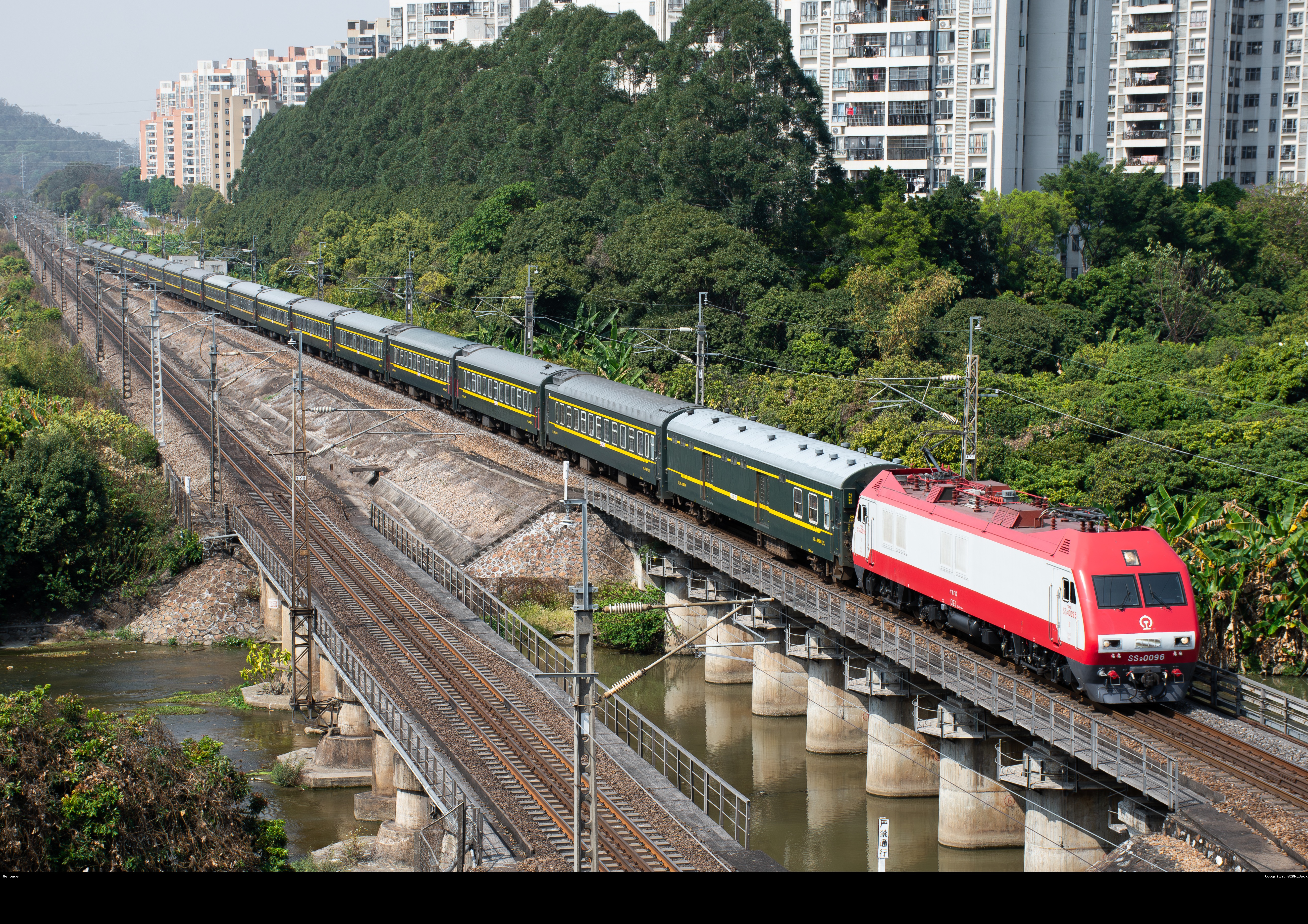 SS9-0096