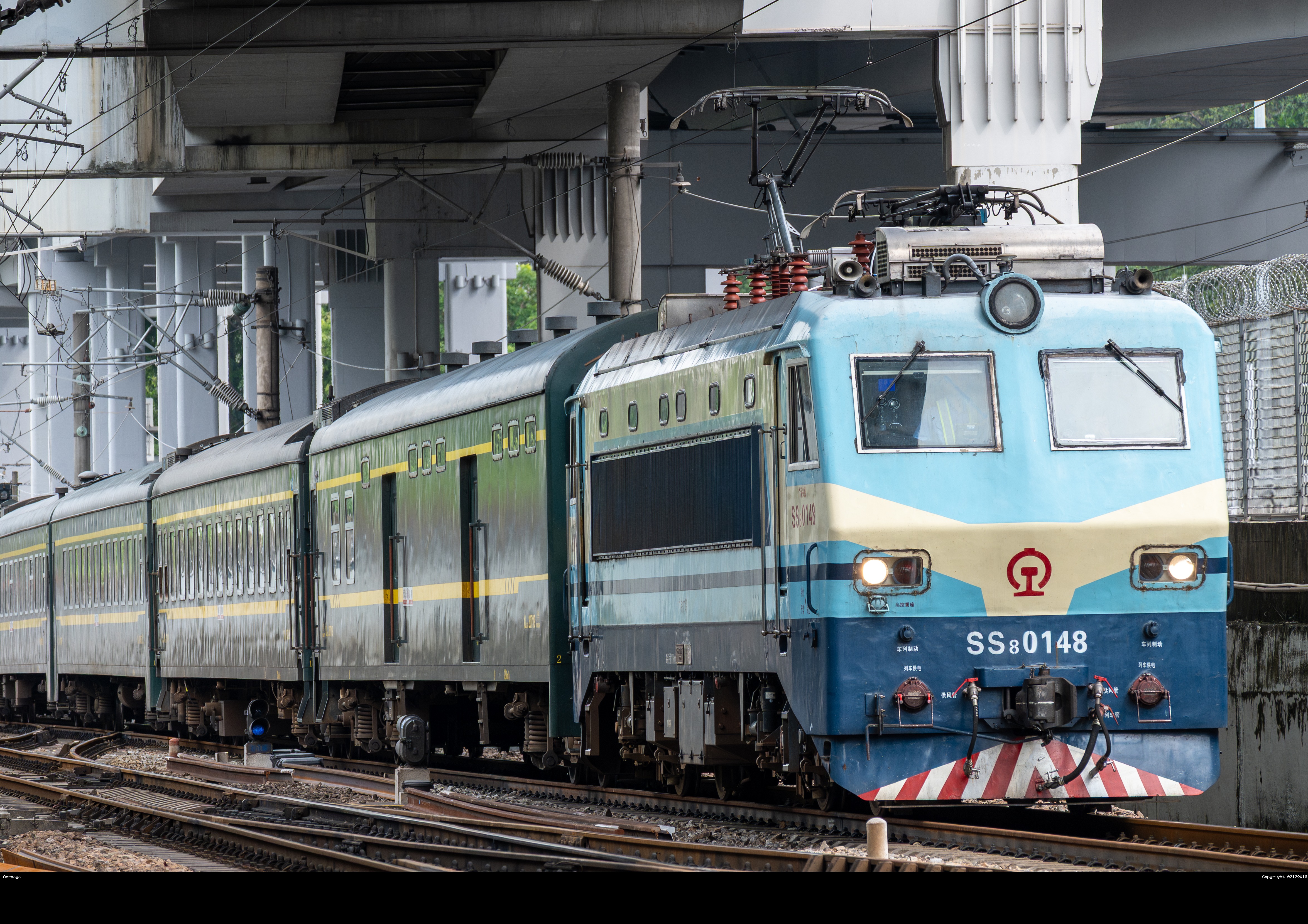 SS8-0148