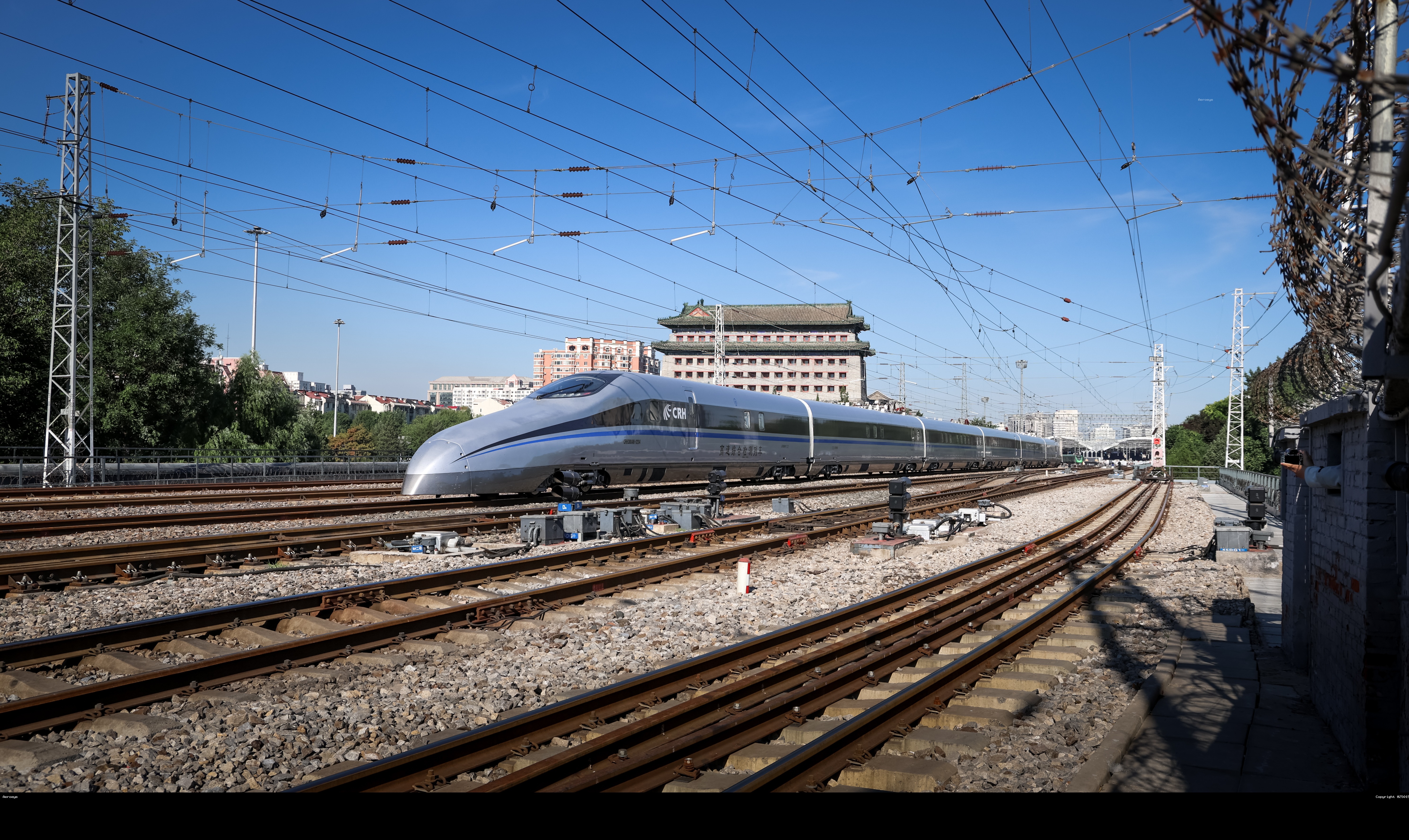 CRH380AM-0204与明城墙