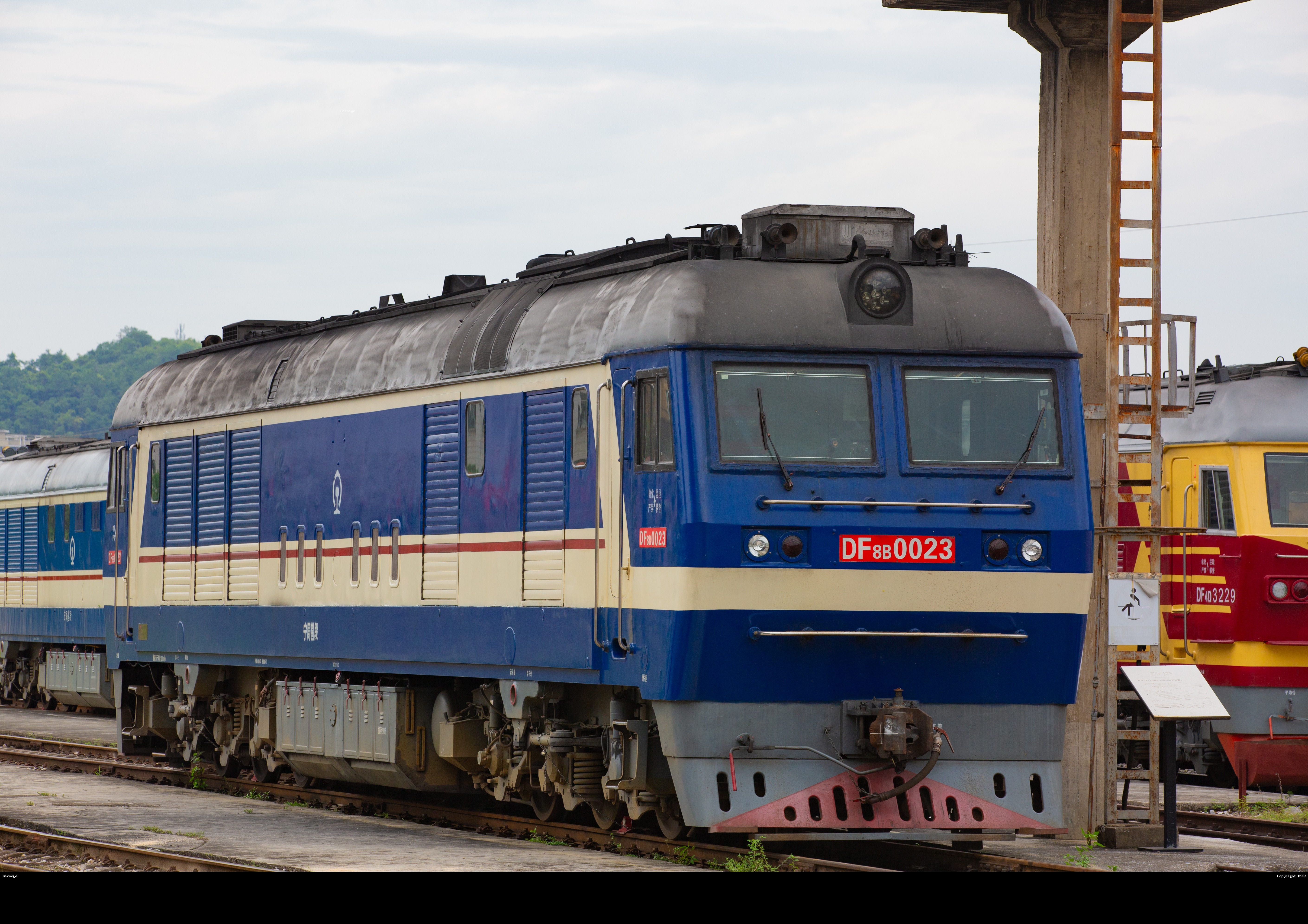 DF8B0023
