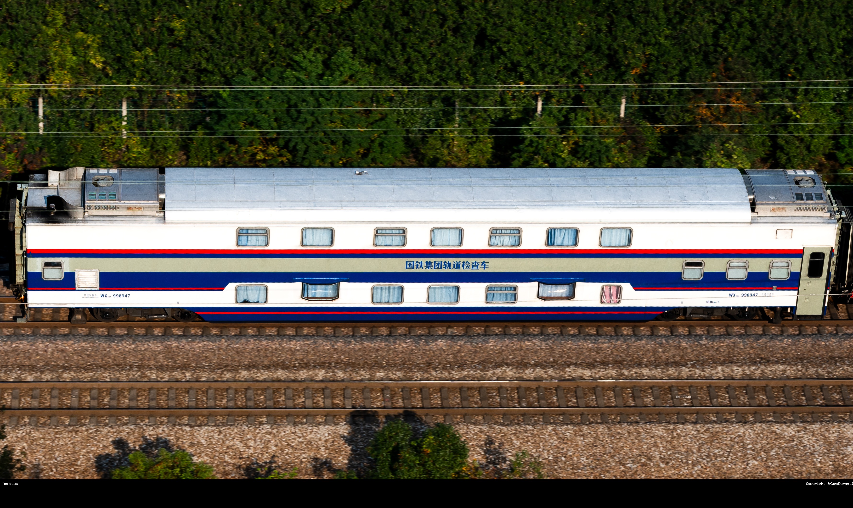 998947