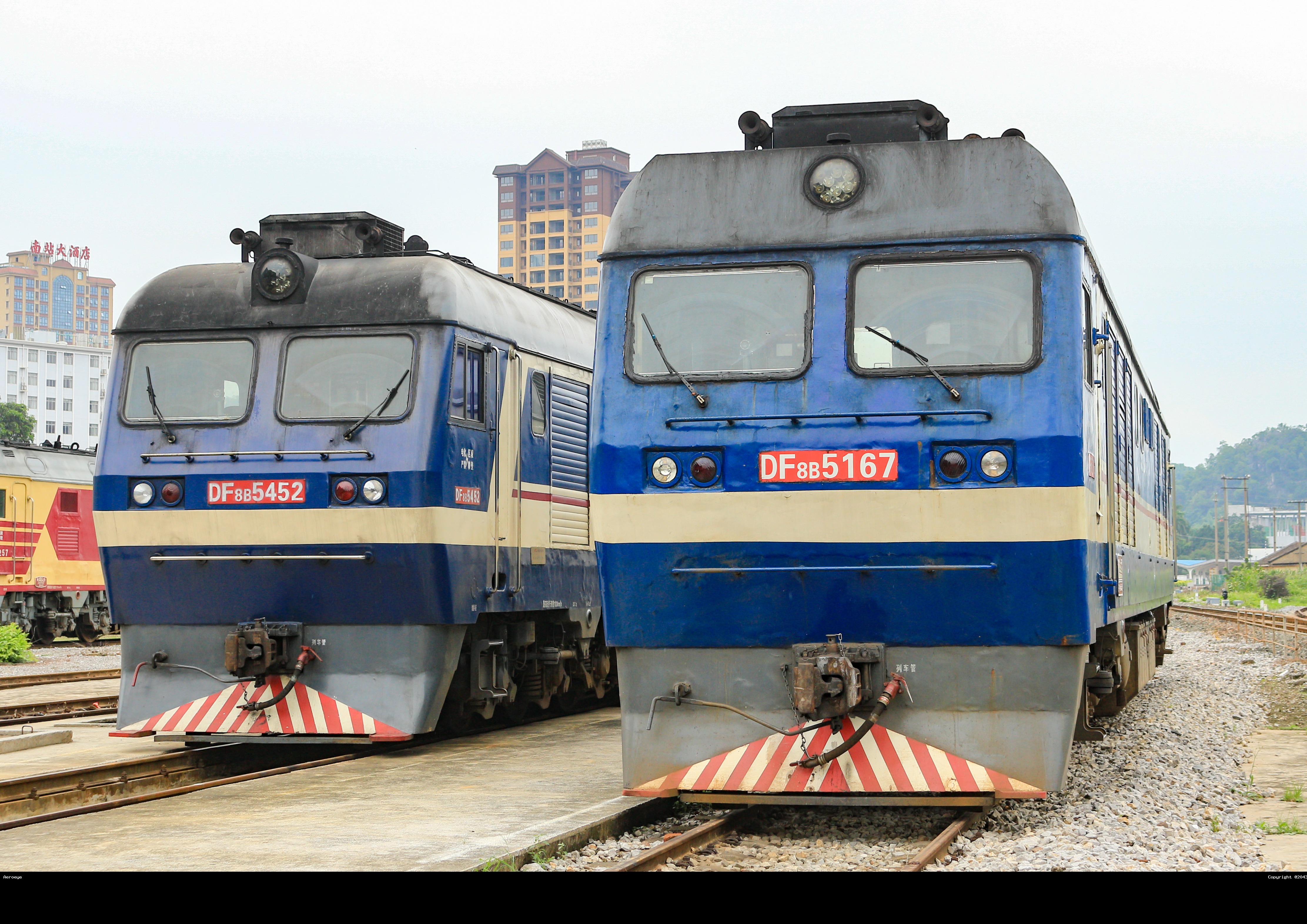 5452 5167