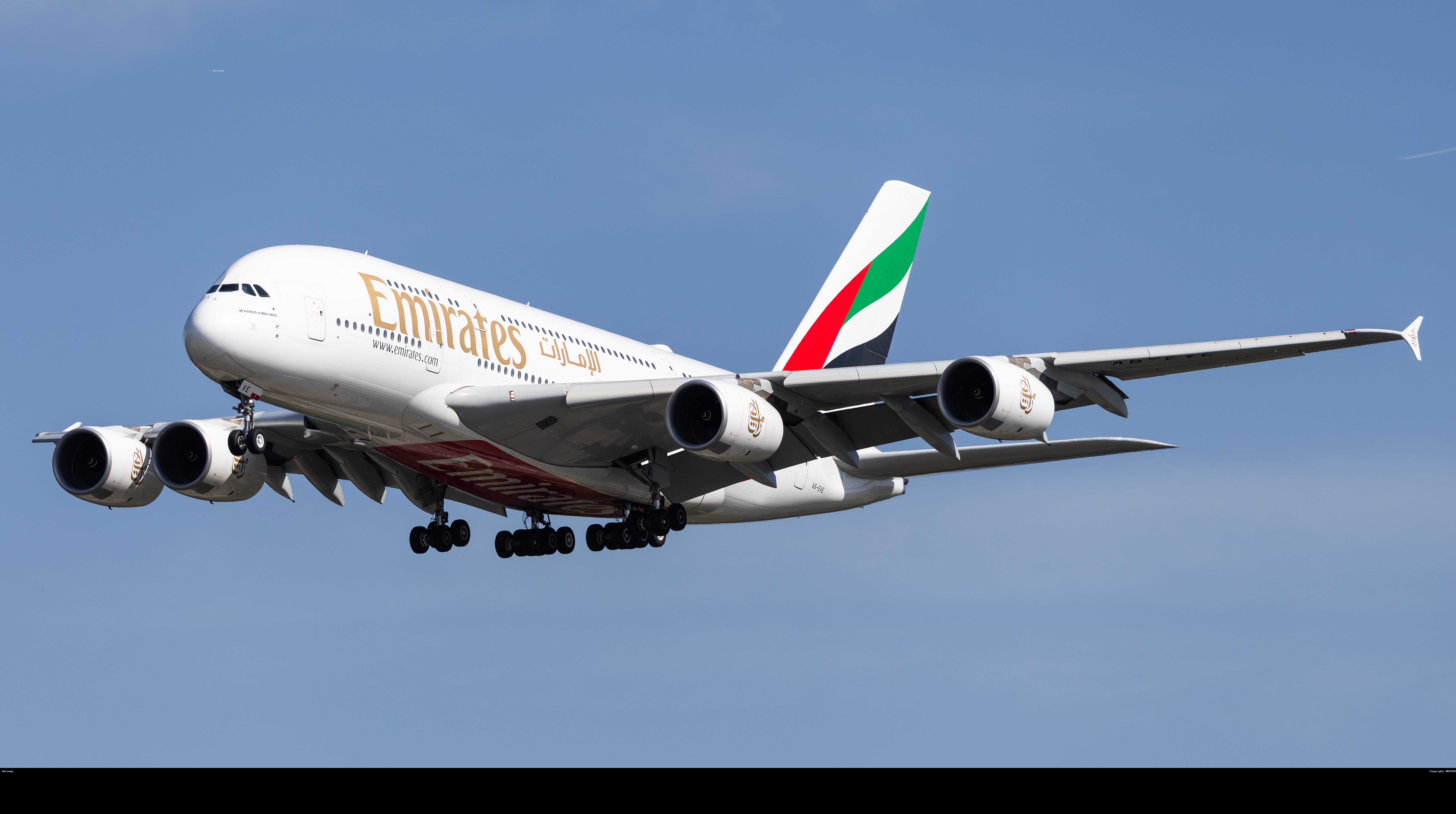 Emirates A6-EVE Airbus A380-842
